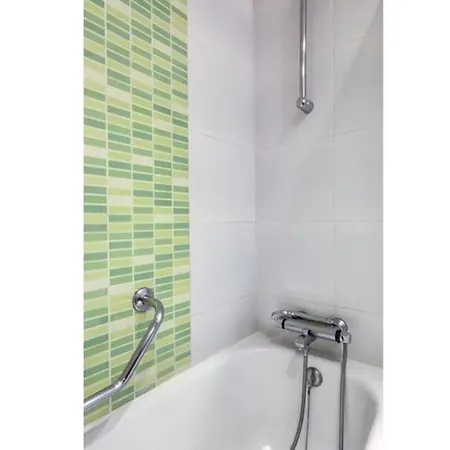 Benalbeach. 1º Linea De Playa. Apartament Benalmádena
