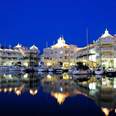 Apartament Benalbeach. 1º Linea De Playa.
